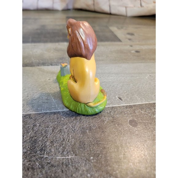 Lion King Simba Grown Disney toy figure - Picture 5 of 6